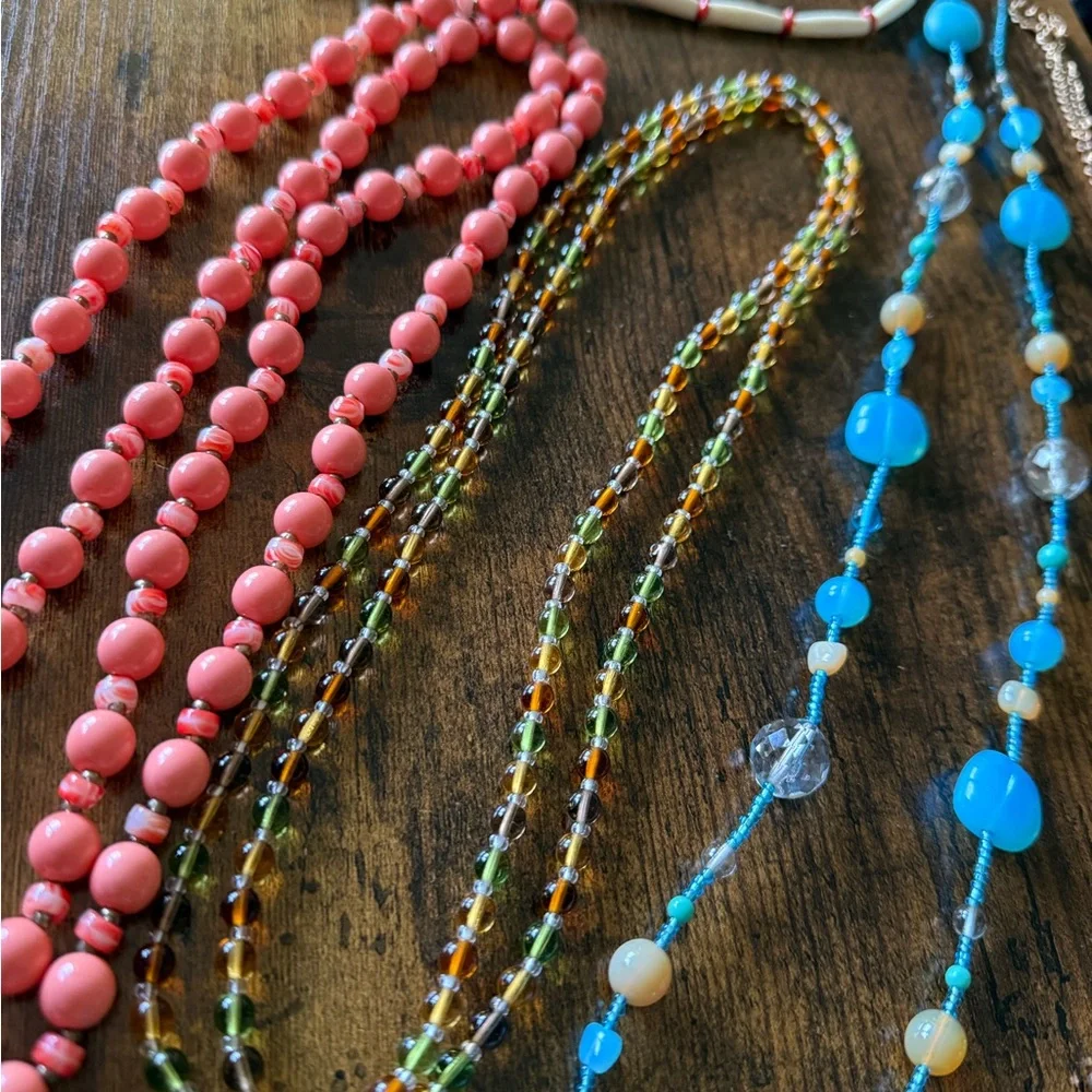 LOT of vintage jewelry. - Picture 4 of 15